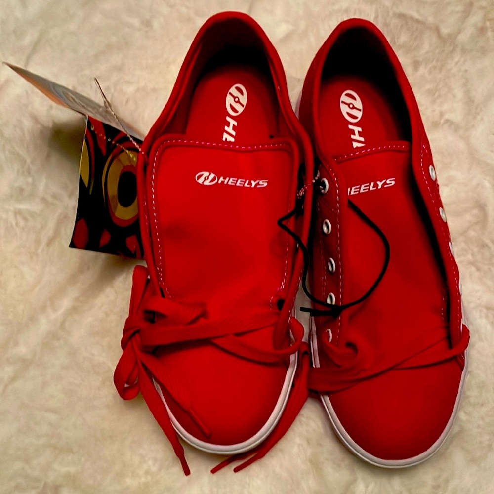 Red heelys